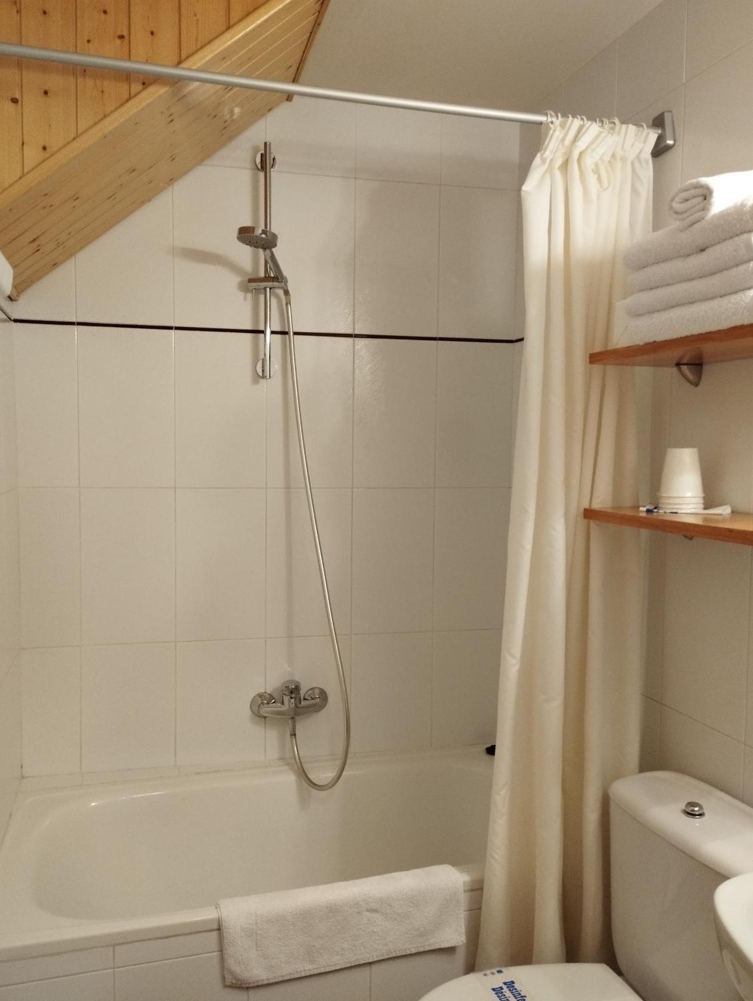 Hotel Ostau D'Oc Vielha Kültér fotó